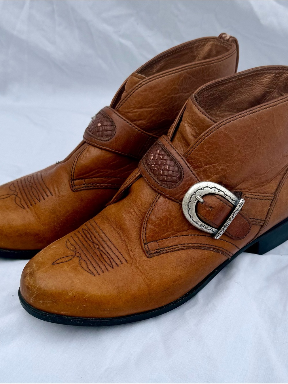 Ariat Juliet Strap and Buckle Brown Leather Ankle Boots Women’s 6.5